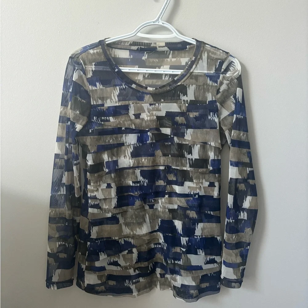 Abstract Pattern Long Sleeve Mesh Top - Picture 1 of 3